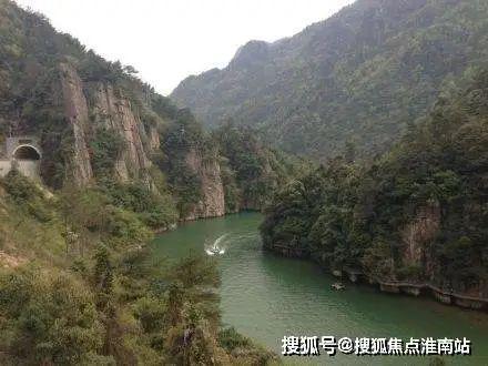 金年会雨润星雨华府(雨润星雨华府售楼处电线年小区环境-户型配套